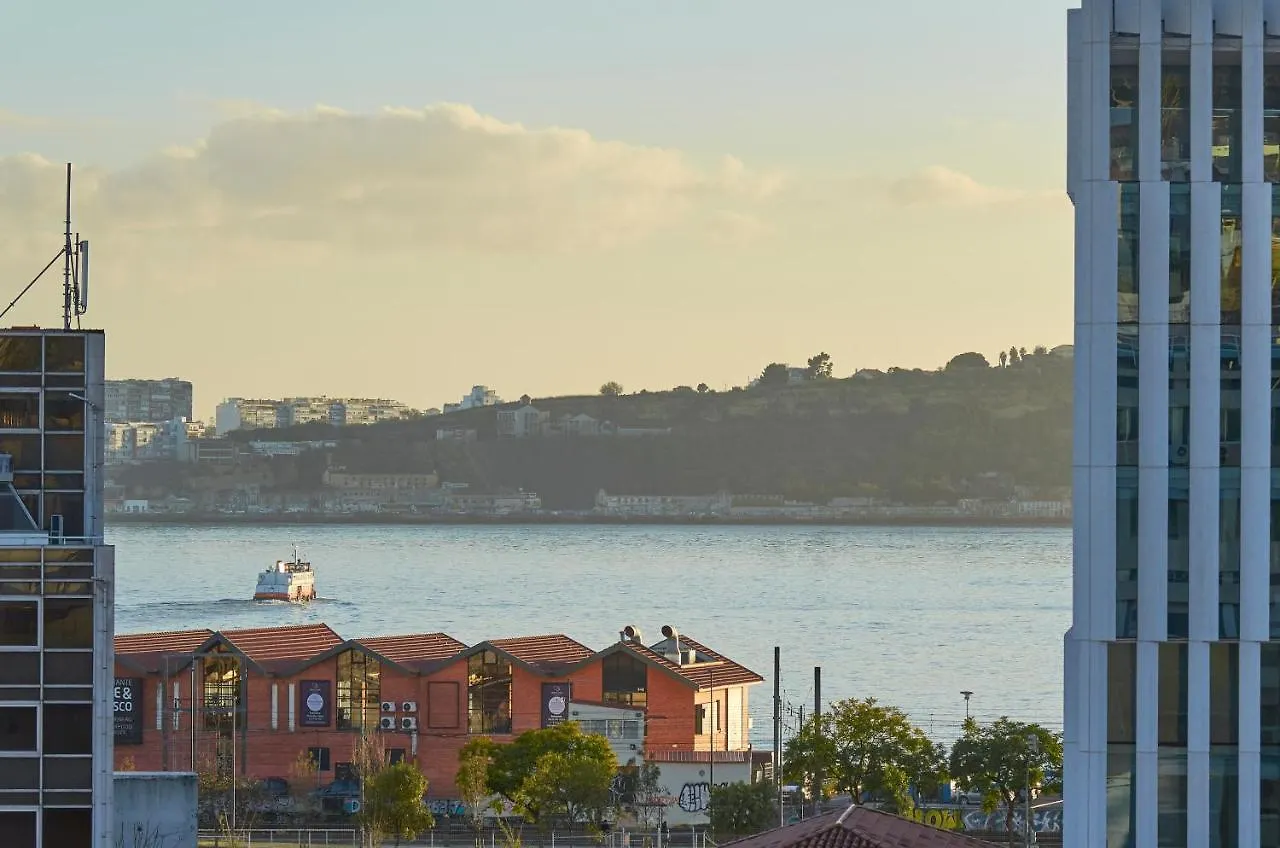 Lisbon Five Stars Apartments Bica 0*,  Portugal