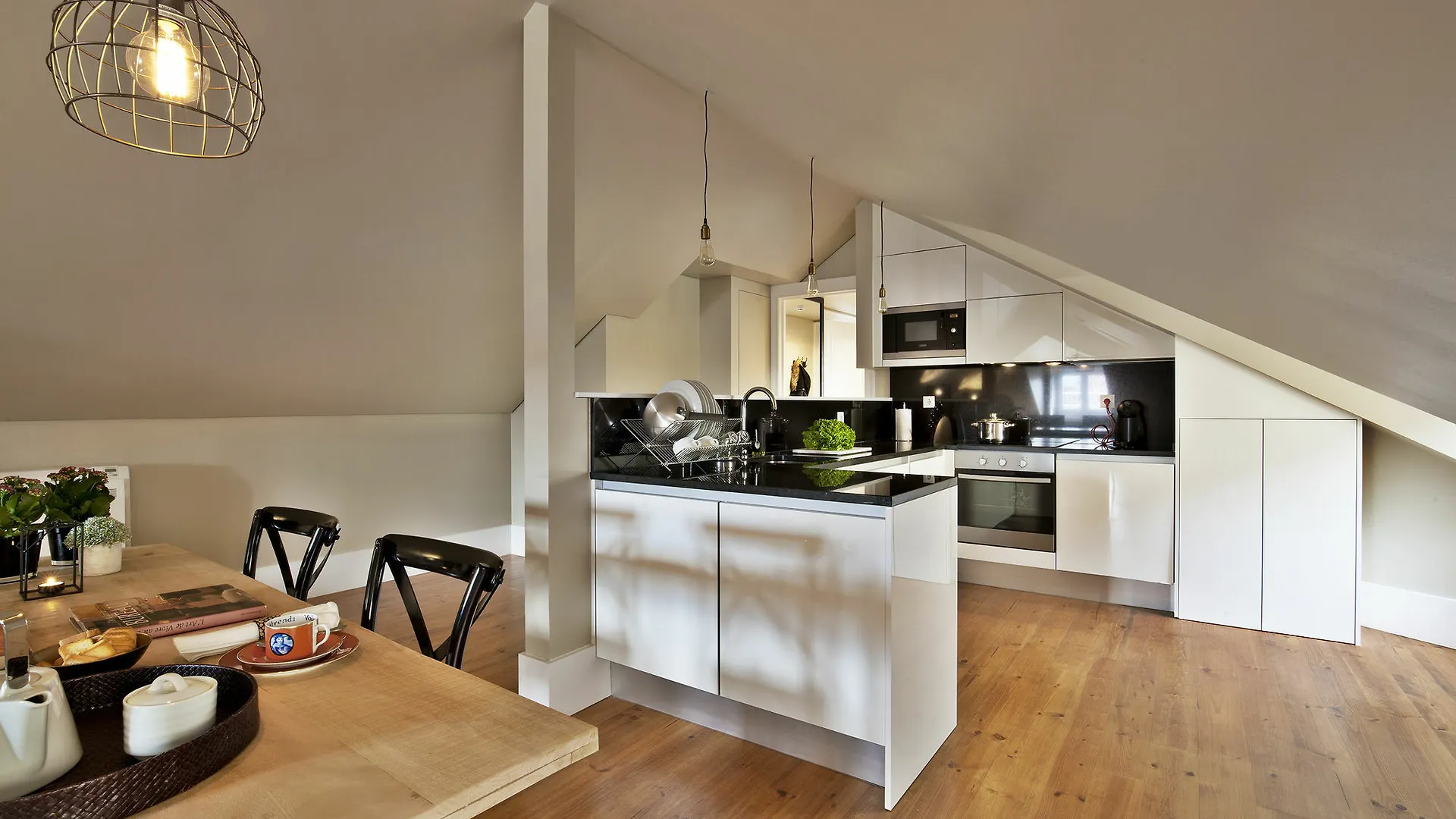 Lisbon Five Stars Apartments Bica 0*,